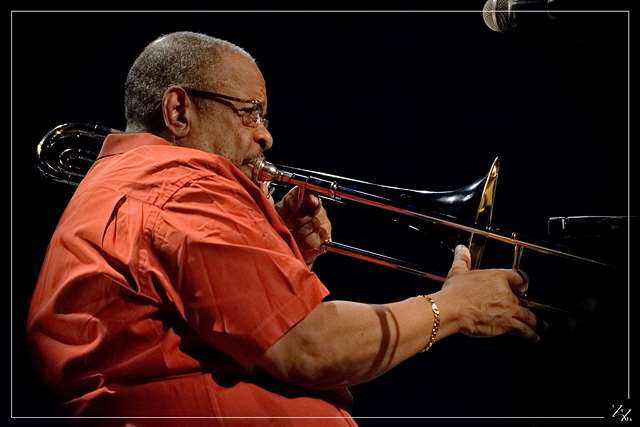 NIK_9090 Fred Wesley 10-11-2015 (Zz)  (p).jpg